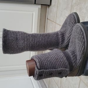 UGG Women's Classic Cardy Knitted Boots